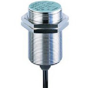 Sensor de proximidad inductivo 18X65 mm, Sn: 10 mm, alimentacion 15-34 VDC, rasante, NO-NC/PNP, cable 2 mts. 4 Hilos, bronce niquelado