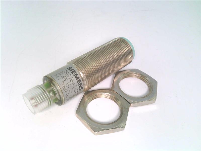 Sensor de proximidad optico REFLEX M18, Sn: 3000 mm, alimentacion 10-34 VDC, PNP-NO/NC, Conector M12,  bronce niquelado